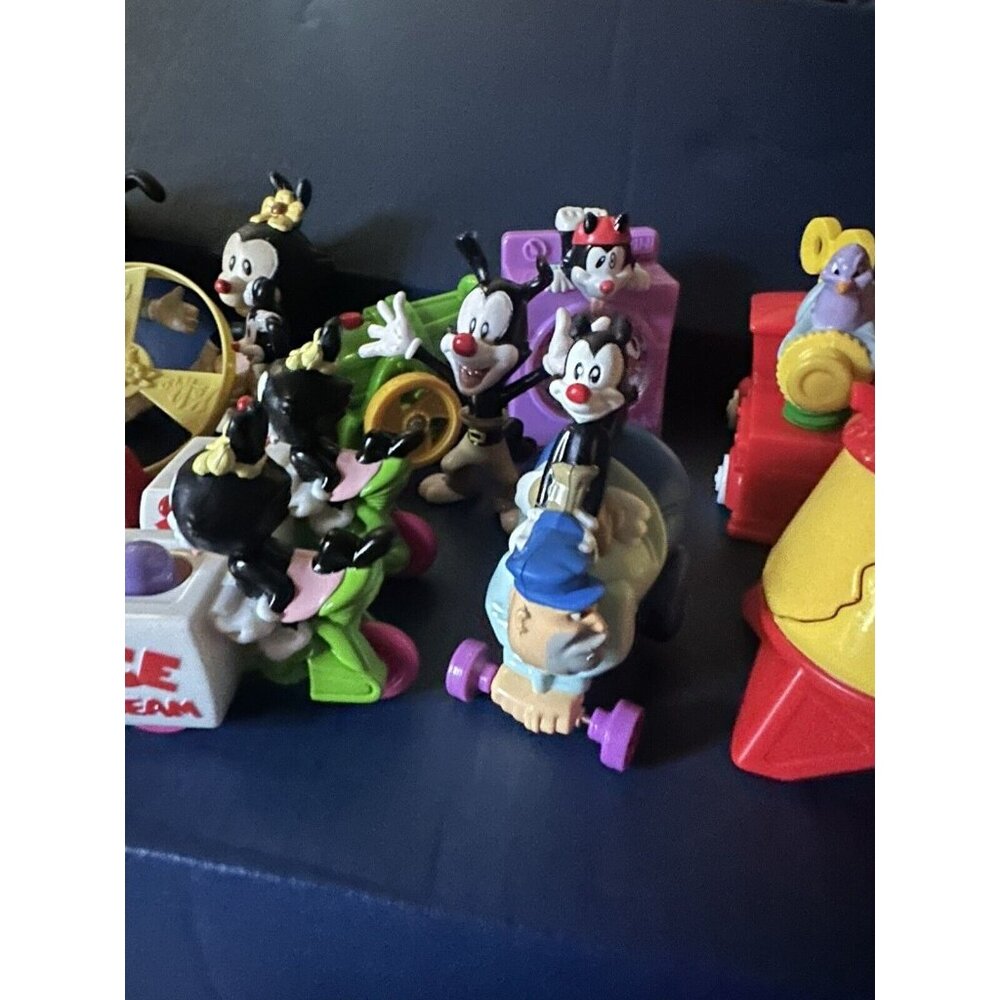 ANIMANIACS Lot of 16 - 1993 - 1997 McDonald's Wendy's Warner Bros Toys Rolling - Picture 11 of 16